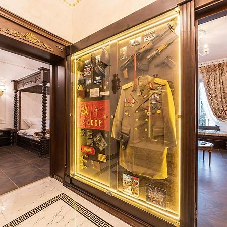 Private Museum Apartment With Antique Decor Bukarest Kültér fotó